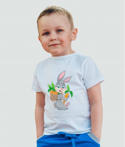 Детска тениска с щампа Животни Happy rabbit with basket full of carrots - TShirtArtShop.com