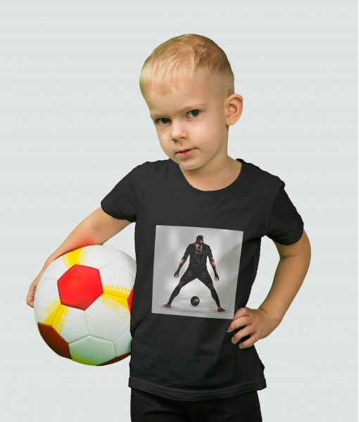 Детска тениска с щампа Спортни Илюстрации Football Cristiano Ronaldo pose - TShirtArtShop.com