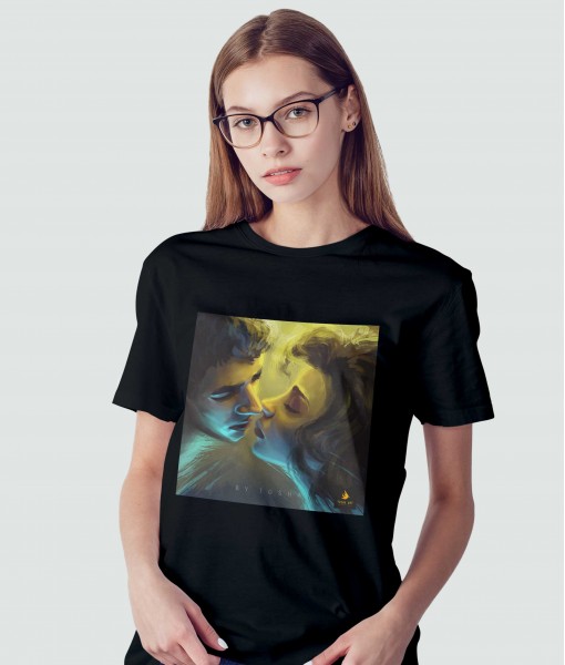 Дамска тениска с щампа Tosha Art Love 2022